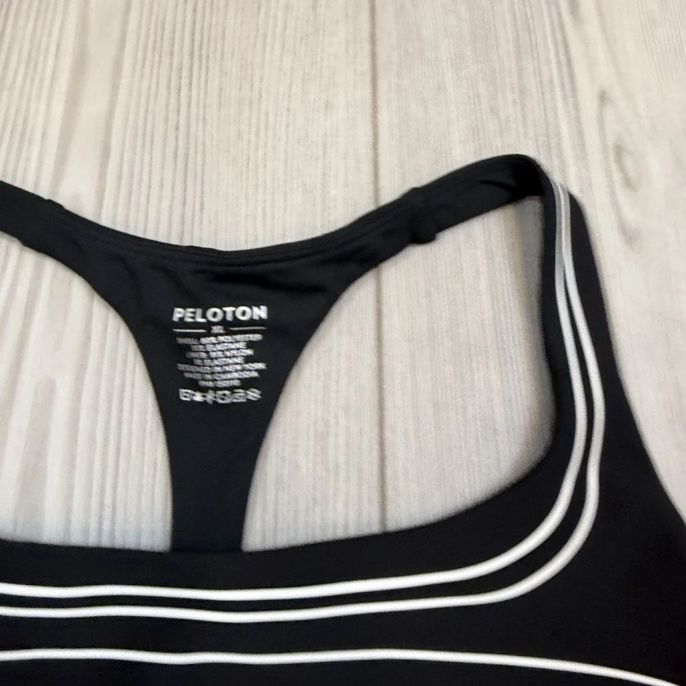 NWT Peloton X Robin Arzon XL Merit Scoop Neck Racerback Bra‎ Black